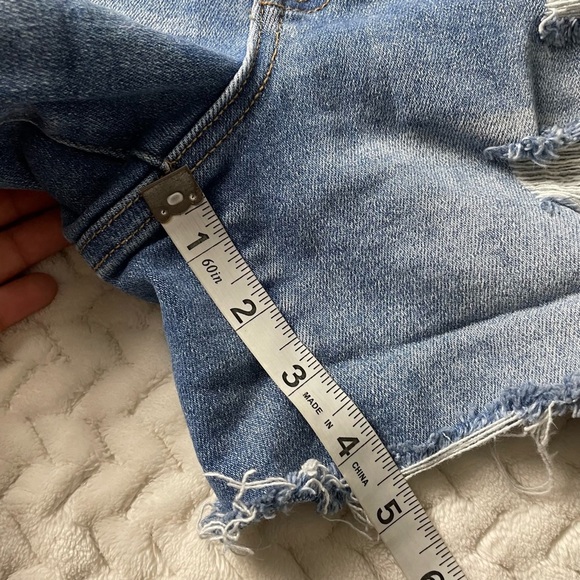 Altar’d State High Rise Button Fly Distressed Shorts Size Small stretch - Picture 5 of 7